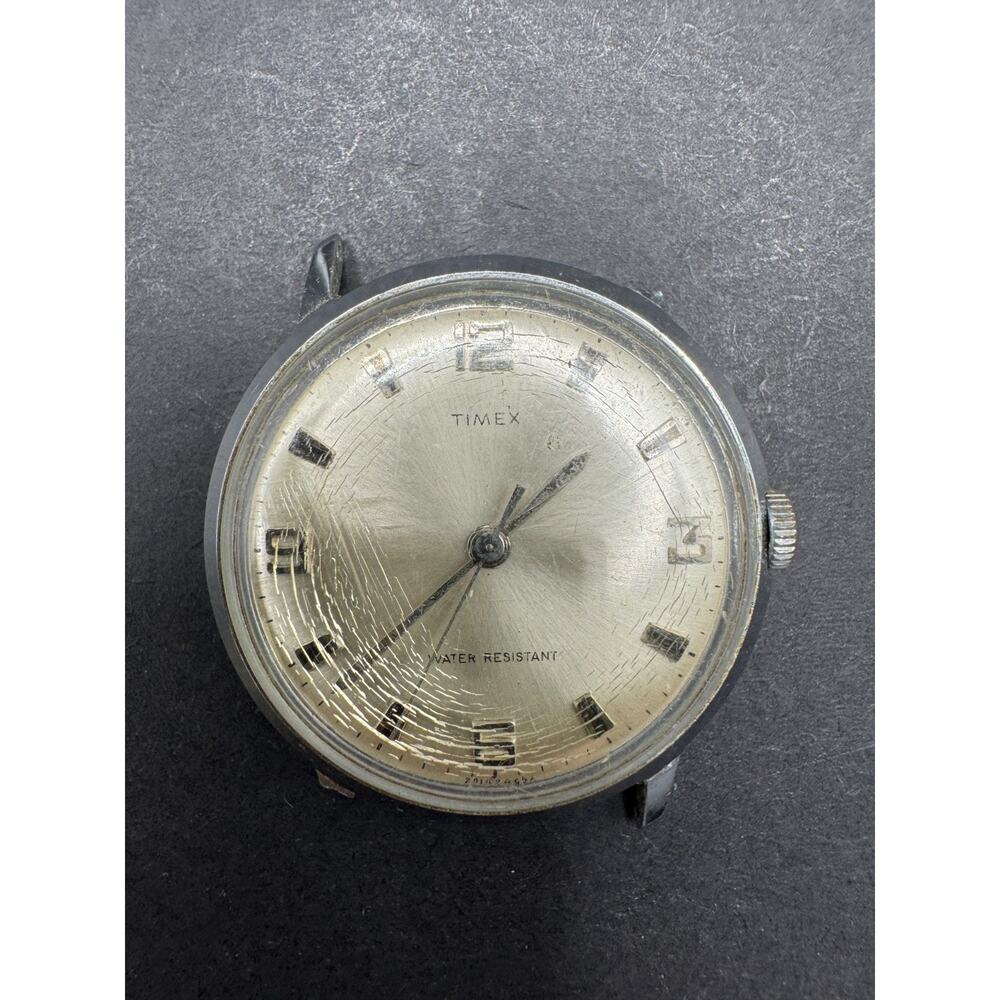 Vintage Timex Marlin Watch 1969 Silver Tone 20142069A Water Dust Resistant 30mm